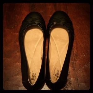 Bass Black Leather Ballet flats